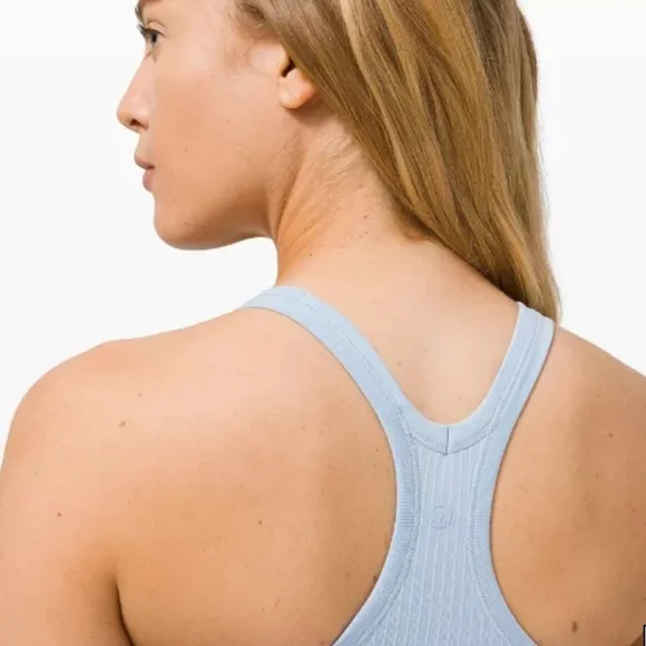 ❤️ Lululemon Ebb to Street Tank in Blue Linen Size 6 NWT - Picture 9 of 13
